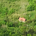 アパート Spacious Nest Between Maribor And Celje Nicehead