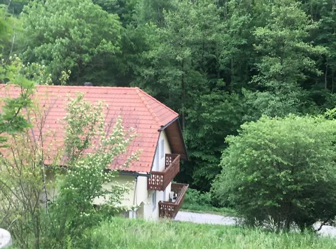 Lejlighed Spacious Nest Between Maribor And Celje Nicehead